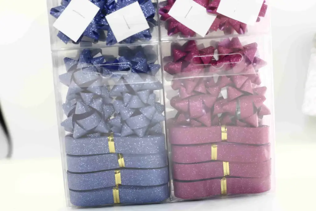 Ribbon and Bow Set A6249