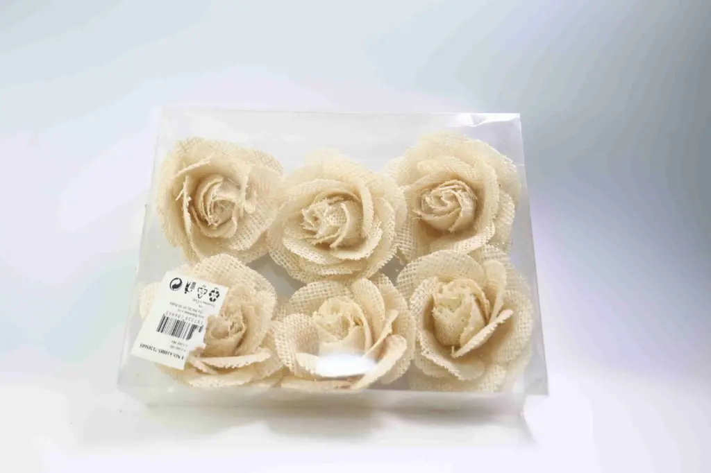 Hoa hồng với vải bố A10885