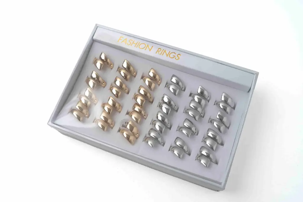 Hộp nhẫn 24 cái-A8845