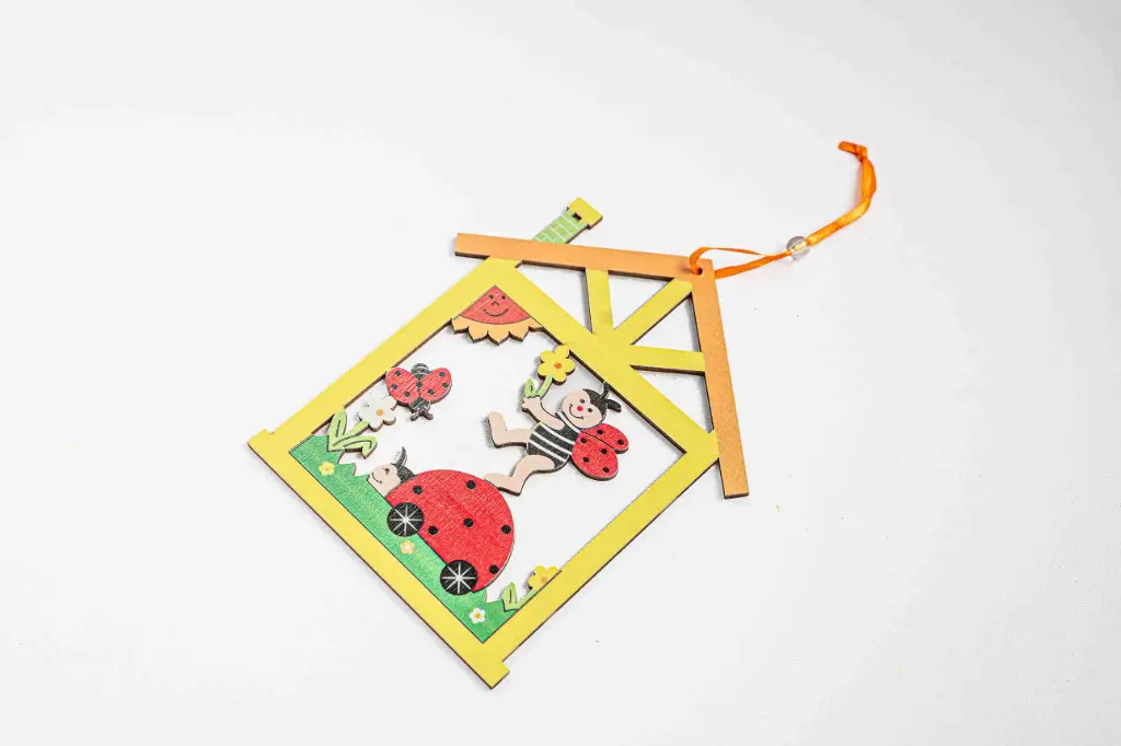 Wooden Decorations A7742