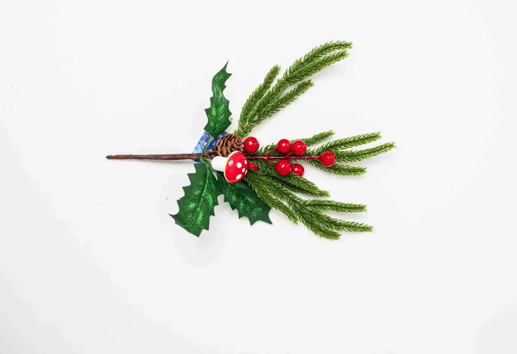 Christmas Branch A10627