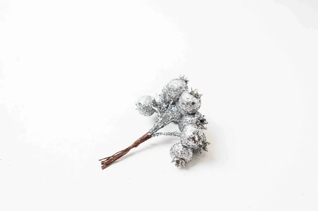 Decorative twig