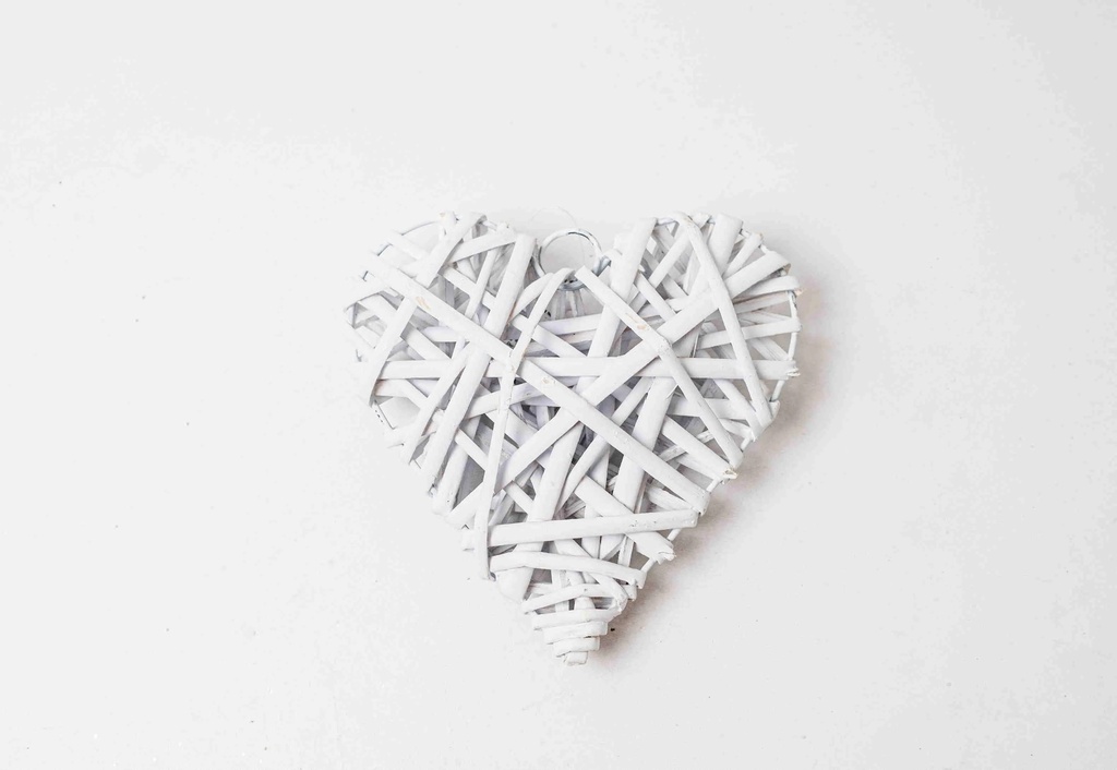 Wicker Heart 15cm A226