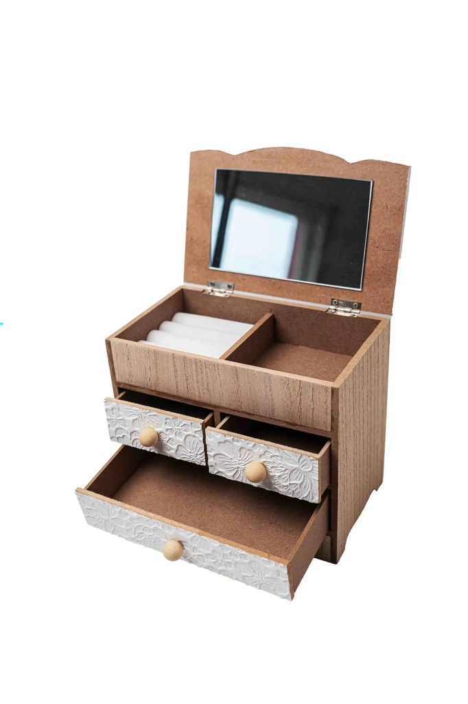 Wooden box A8601