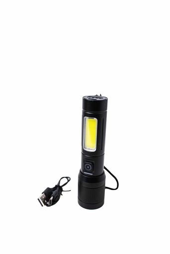 Rechargeable flashlight